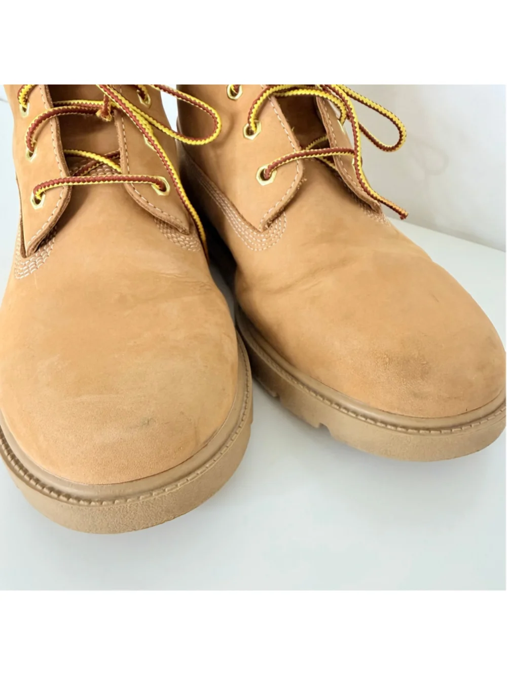Timberland Kids Classic Waterproof Nubuck Boots Lug Sole Big Boys Size 6 Wheat